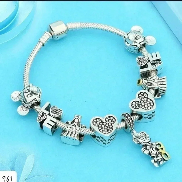 Mickey Mouse Hot Charm Bracelet - Picture 1 of 2